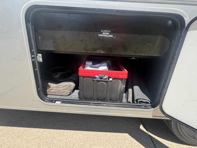 Battery & power compartment