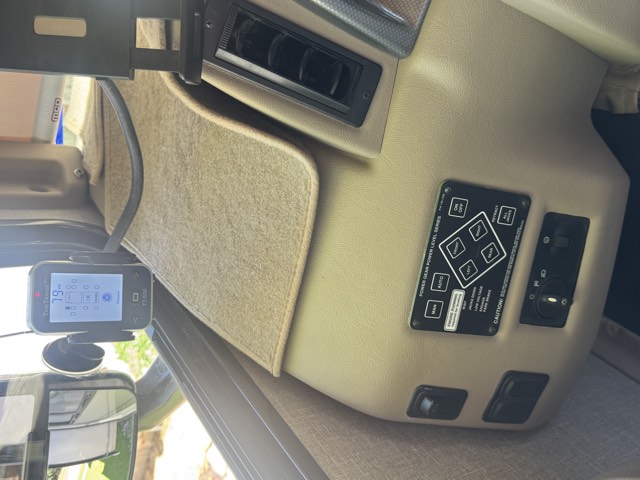 Driver cockpit & controls